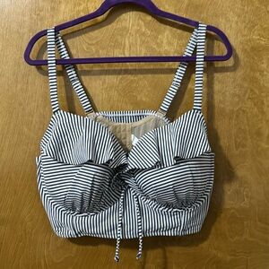 Built In Bra Swim Top 40F